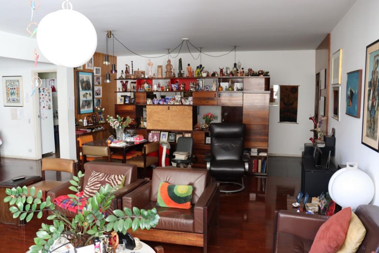 Apartamento à venda com 3 quartos, 200m² - Foto 3