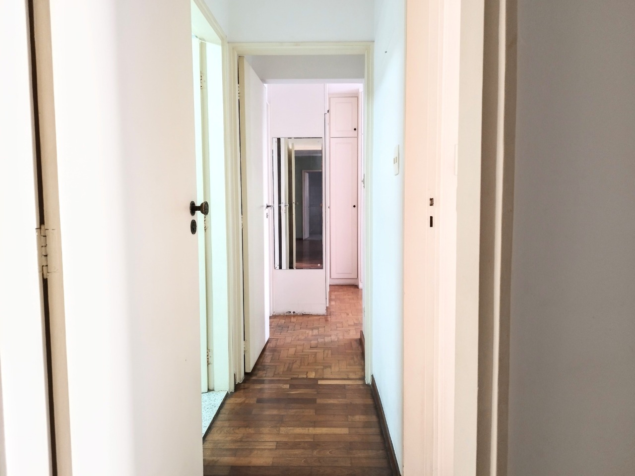 Apartamento para alugar com 3 quartos, 120m² - Foto 2