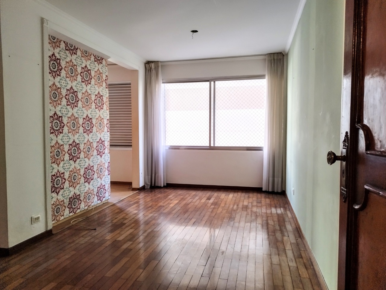 Apartamento para alugar com 3 quartos, 120m² - Foto 17