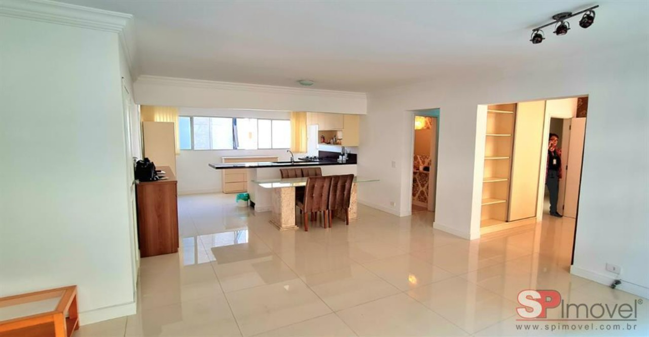 Apartamento à venda com 4 quartos, 151m² - Foto 3