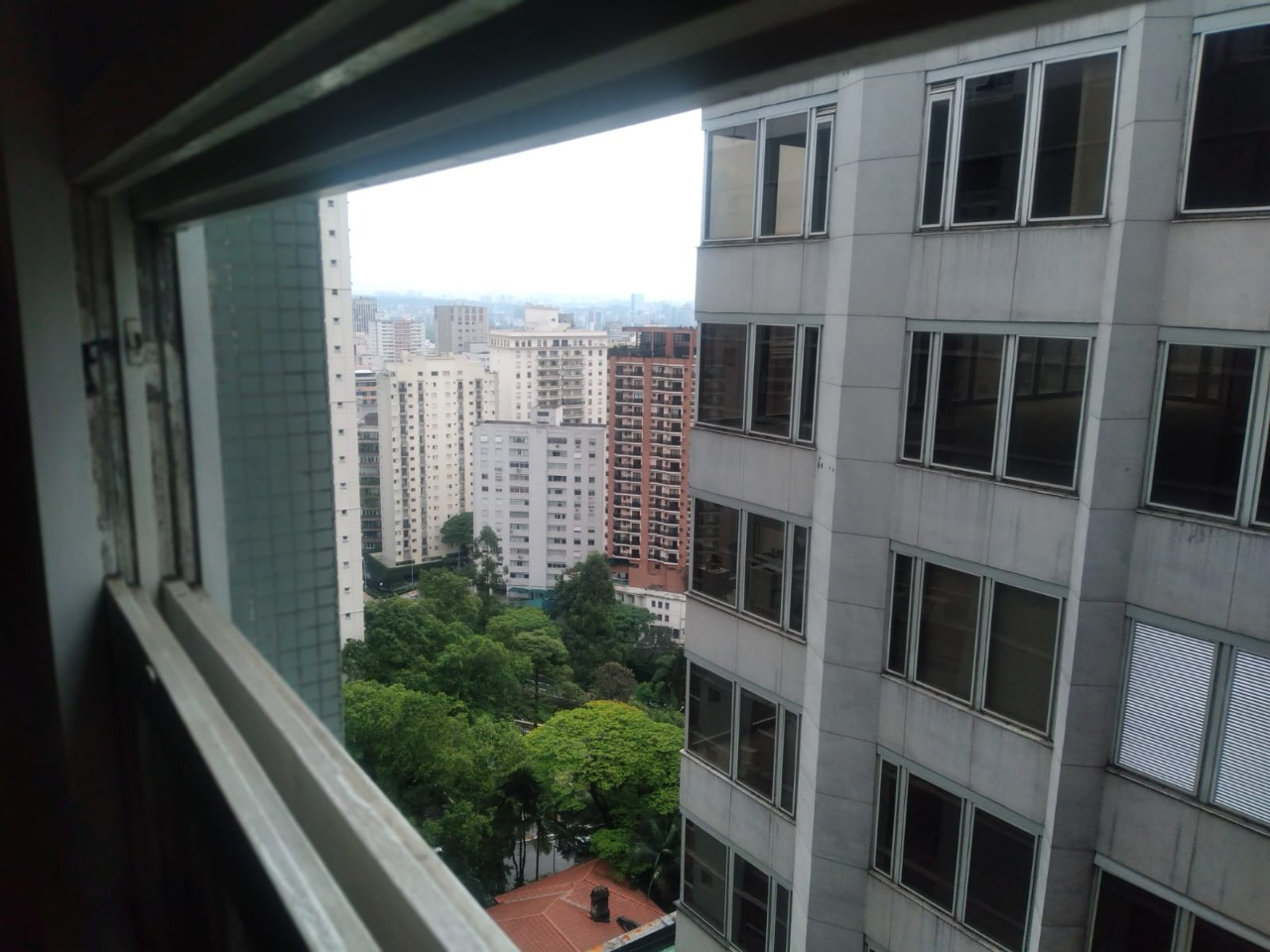 Apartamento para alugar com 2 quartos, 65m² - Foto 12