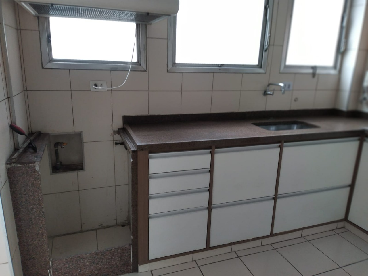 Apartamento para alugar com 3 quartos, 110m² - Foto 21