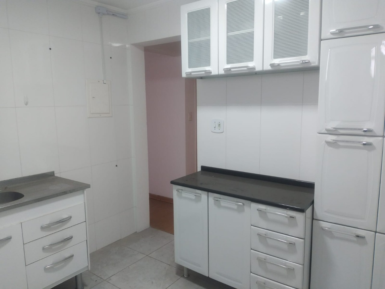 Apartamento para alugar com 2 quartos, 65m² - Foto 8