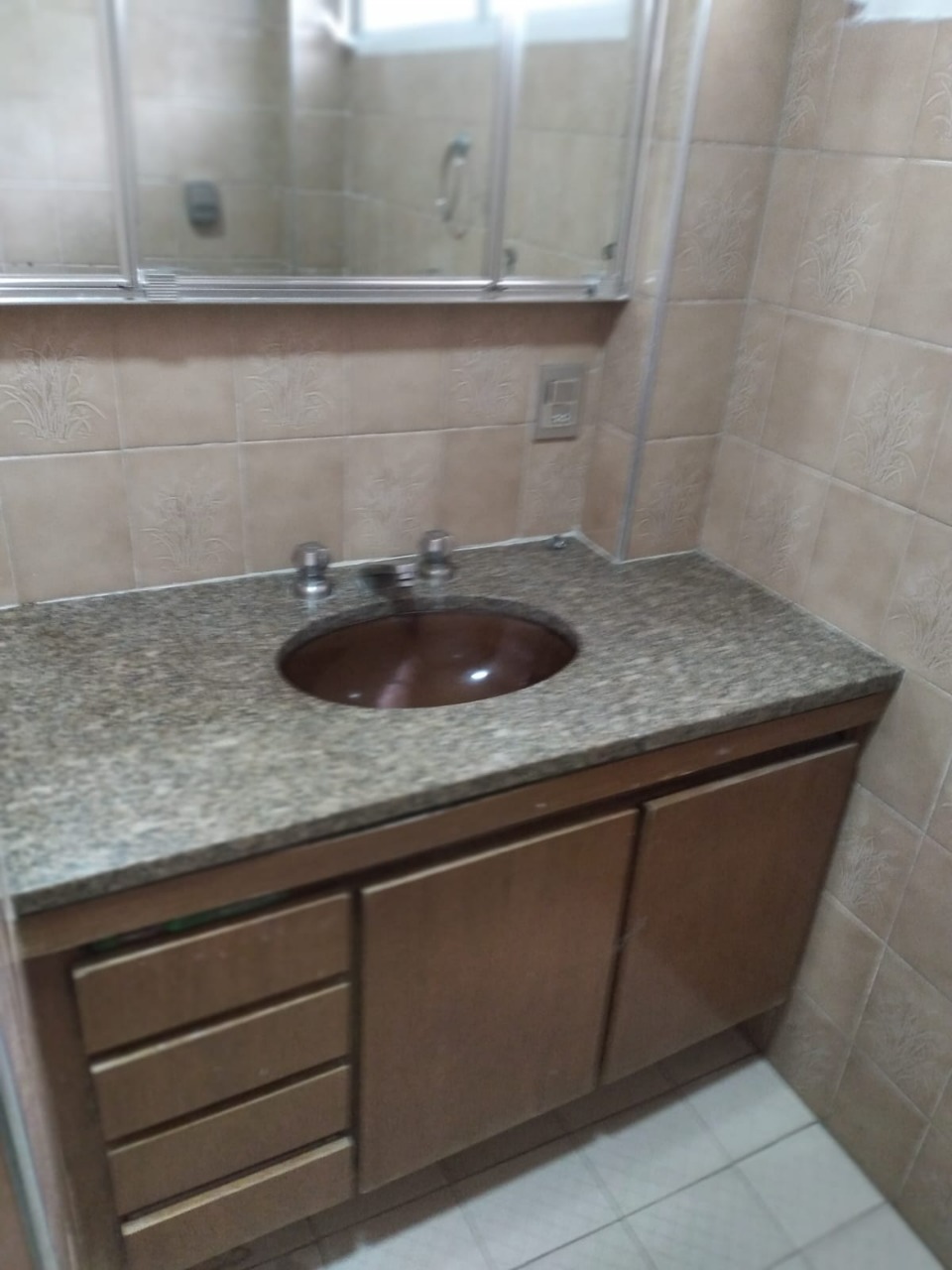 Apartamento para alugar com 3 quartos, 110m² - Foto 17