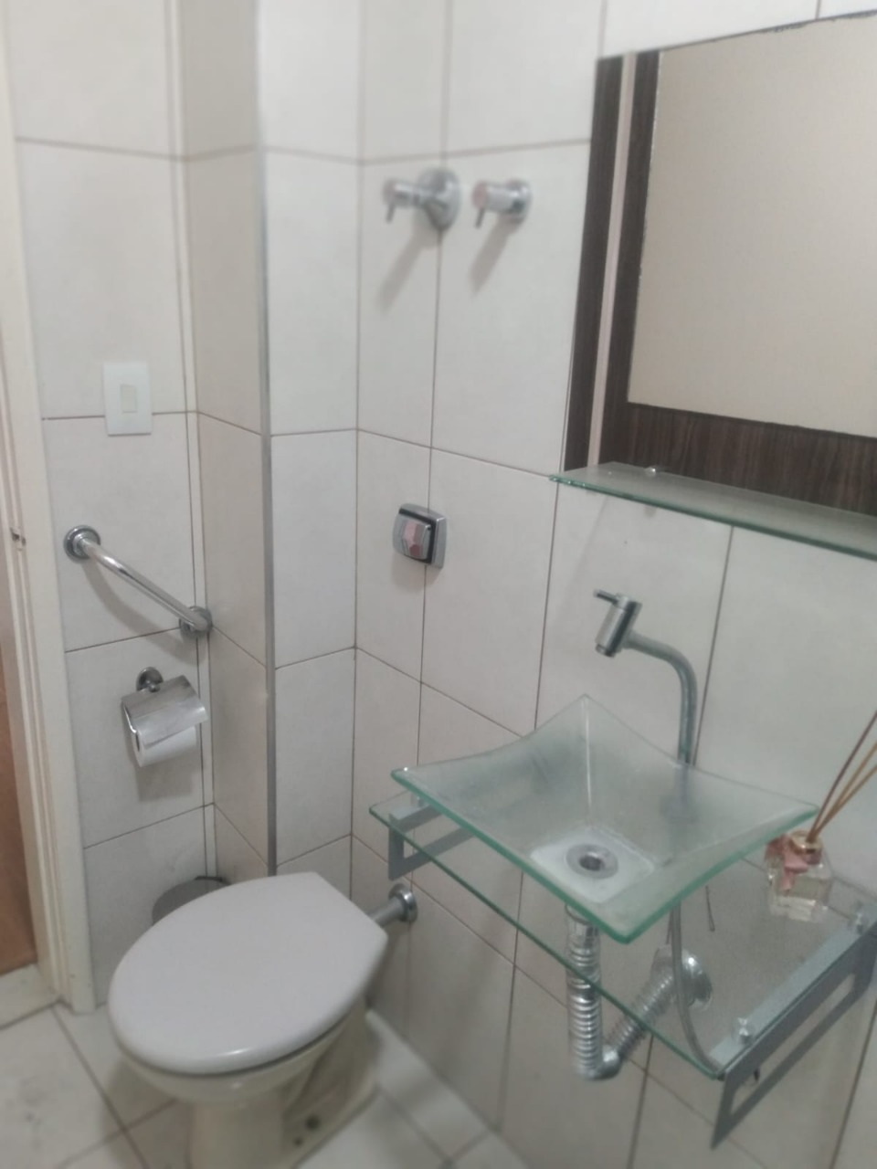 Apartamento para alugar com 2 quartos, 65m² - Foto 19