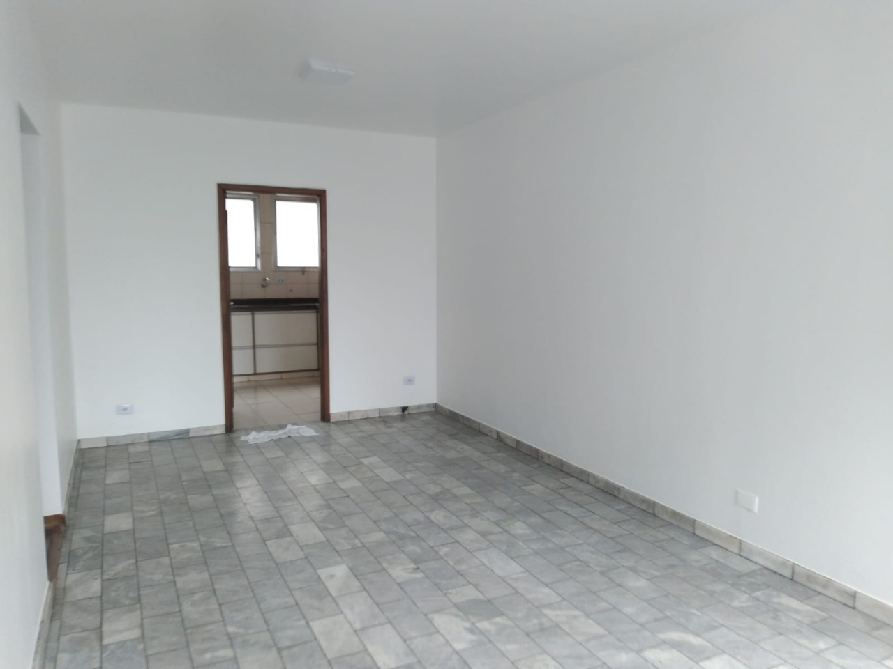 Apartamento para alugar com 3 quartos, 110m² - Foto 3