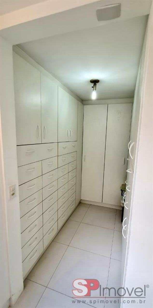 Apartamento à venda com 4 quartos, 151m² - Foto 18