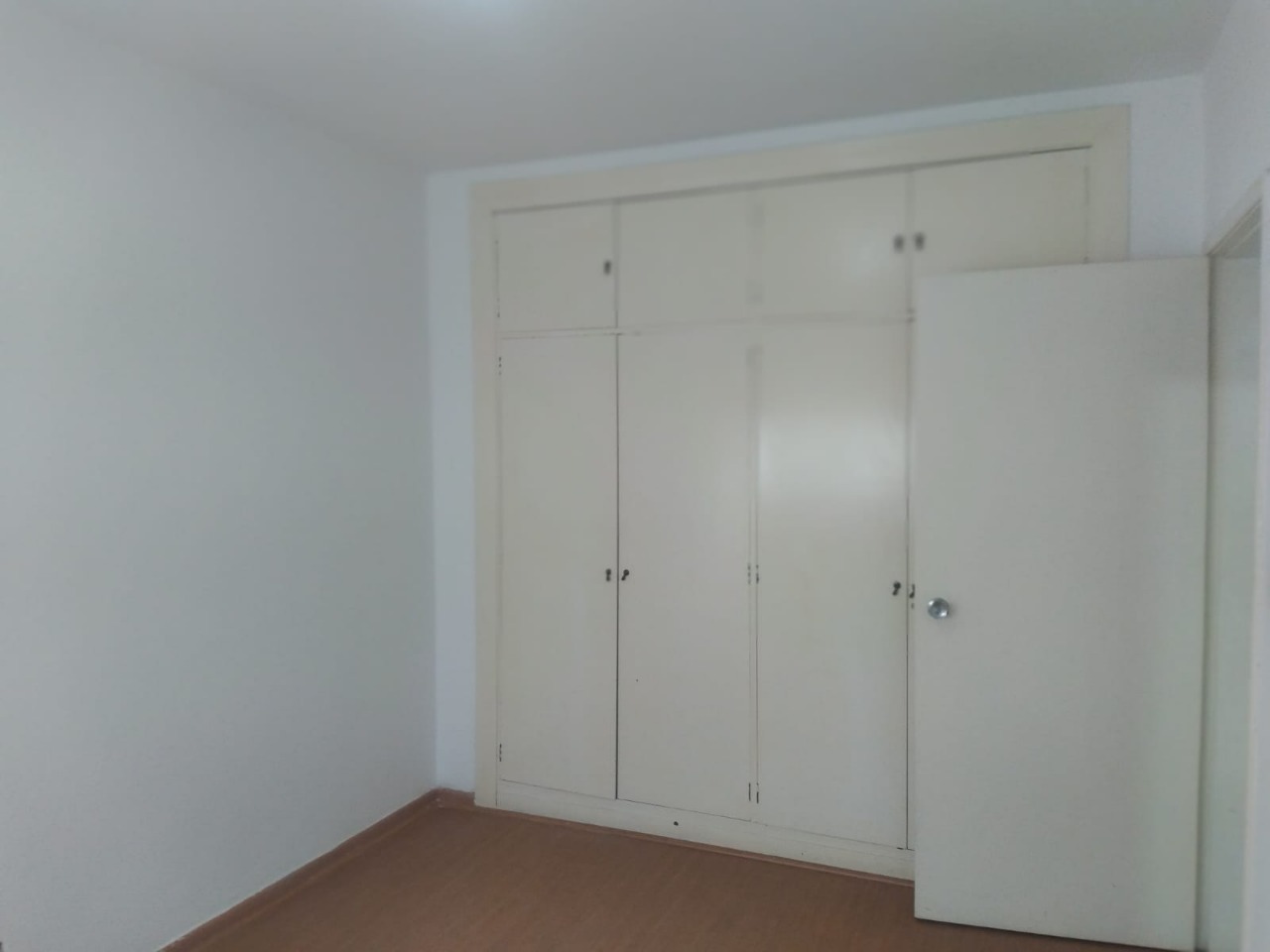 Apartamento para alugar com 2 quartos, 65m² - Foto 14