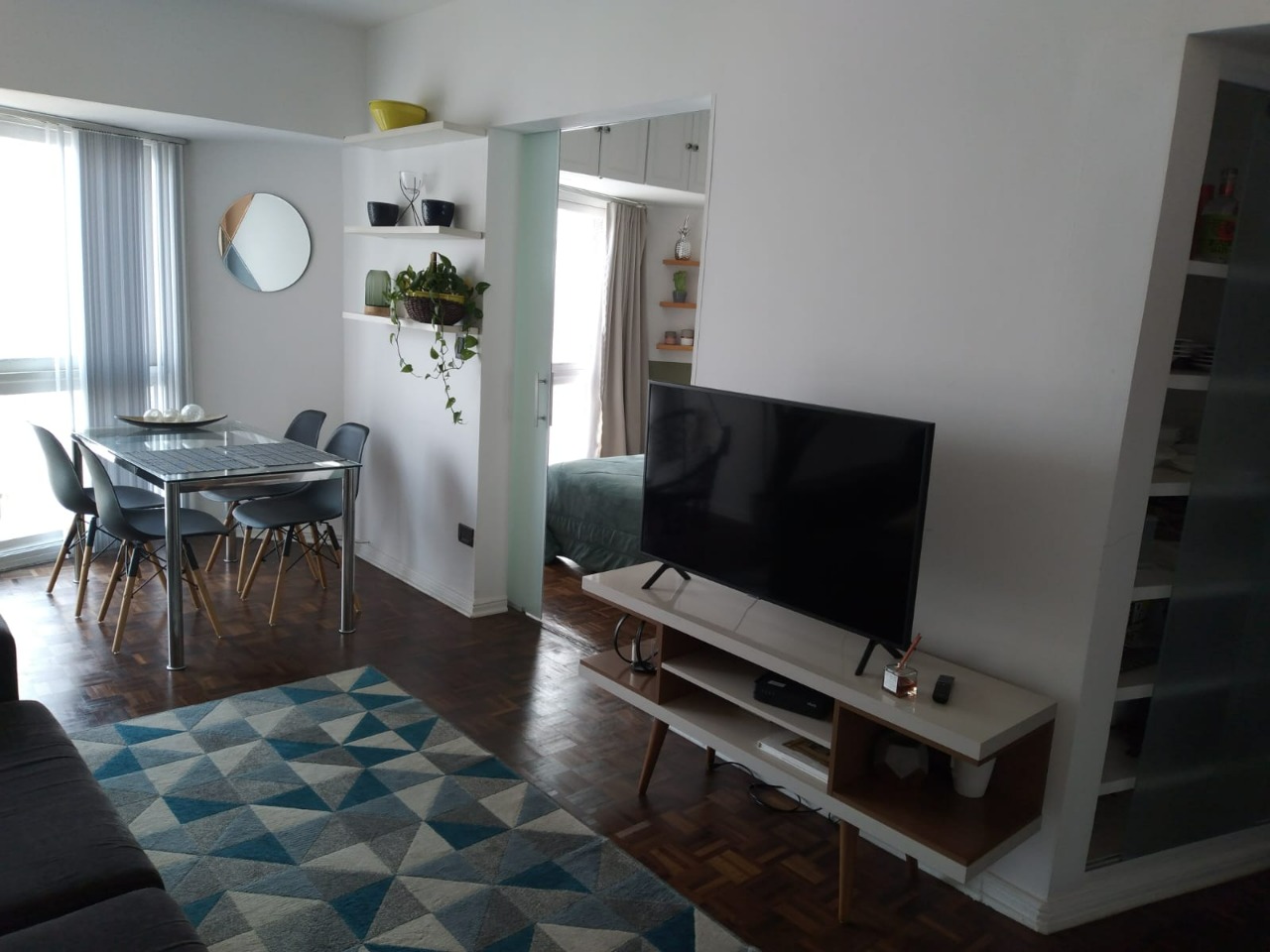 Apartamento para alugar com 1 quarto, 50m² - Foto 4