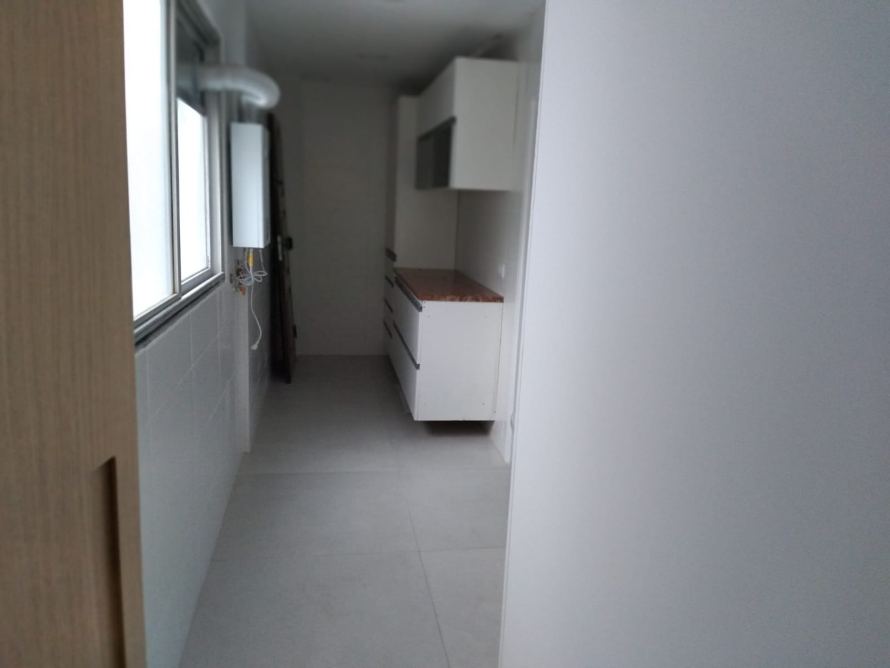 Apartamento para alugar com 3 quartos, 130m² - Foto 32