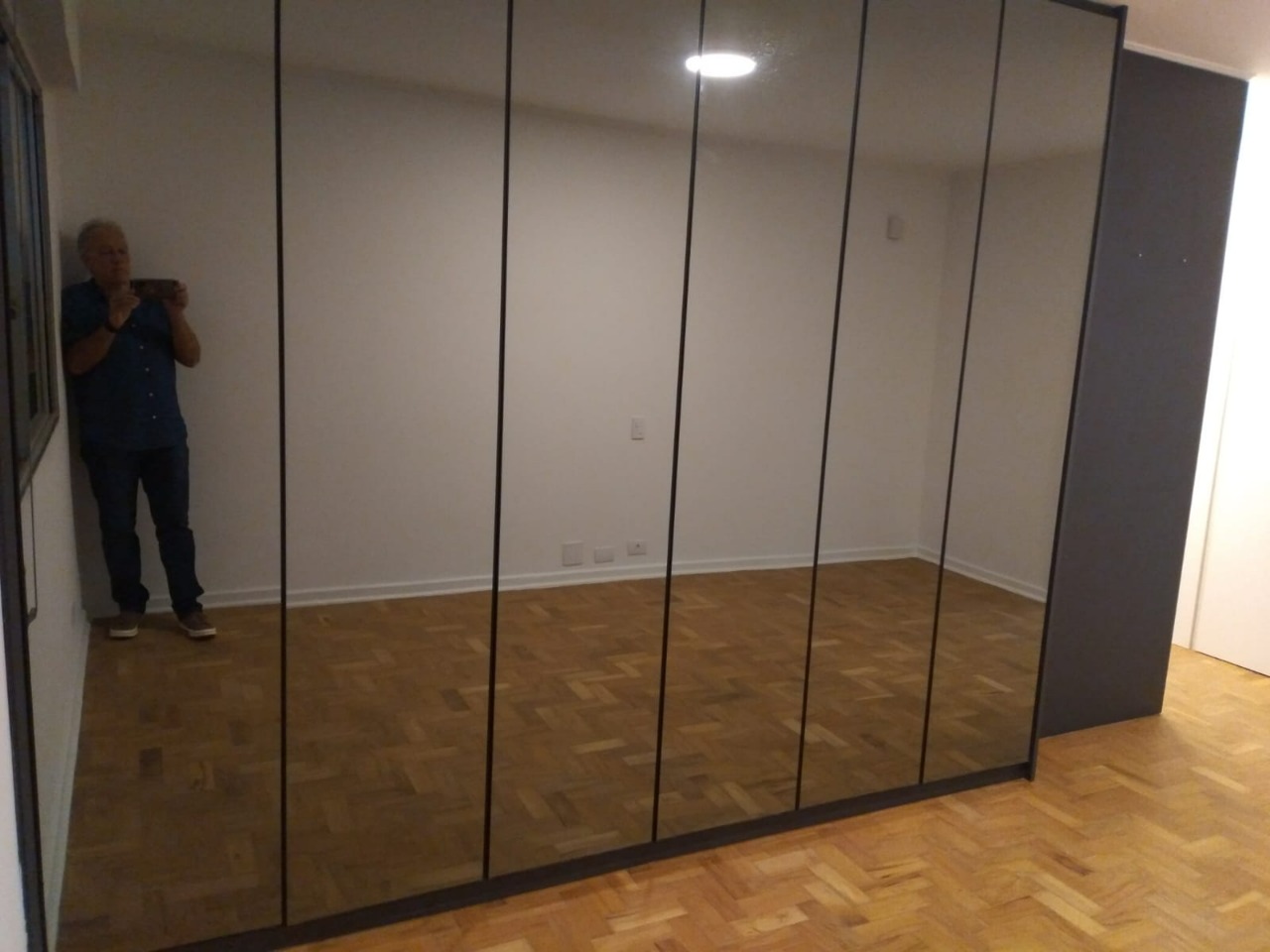 Apartamento para alugar com 3 quartos, 130m² - Foto 13