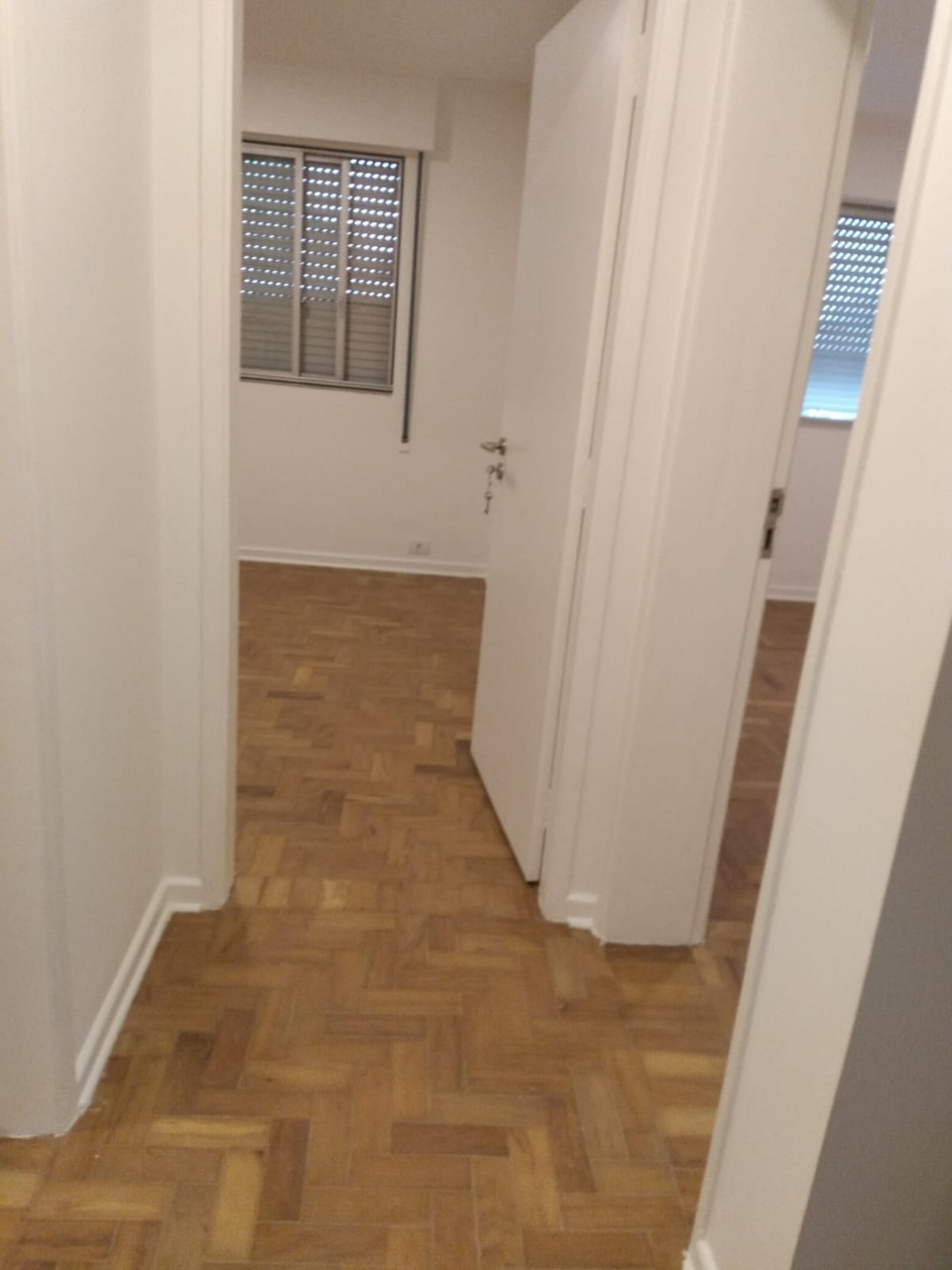 Apartamento para alugar com 3 quartos, 130m² - Foto 9