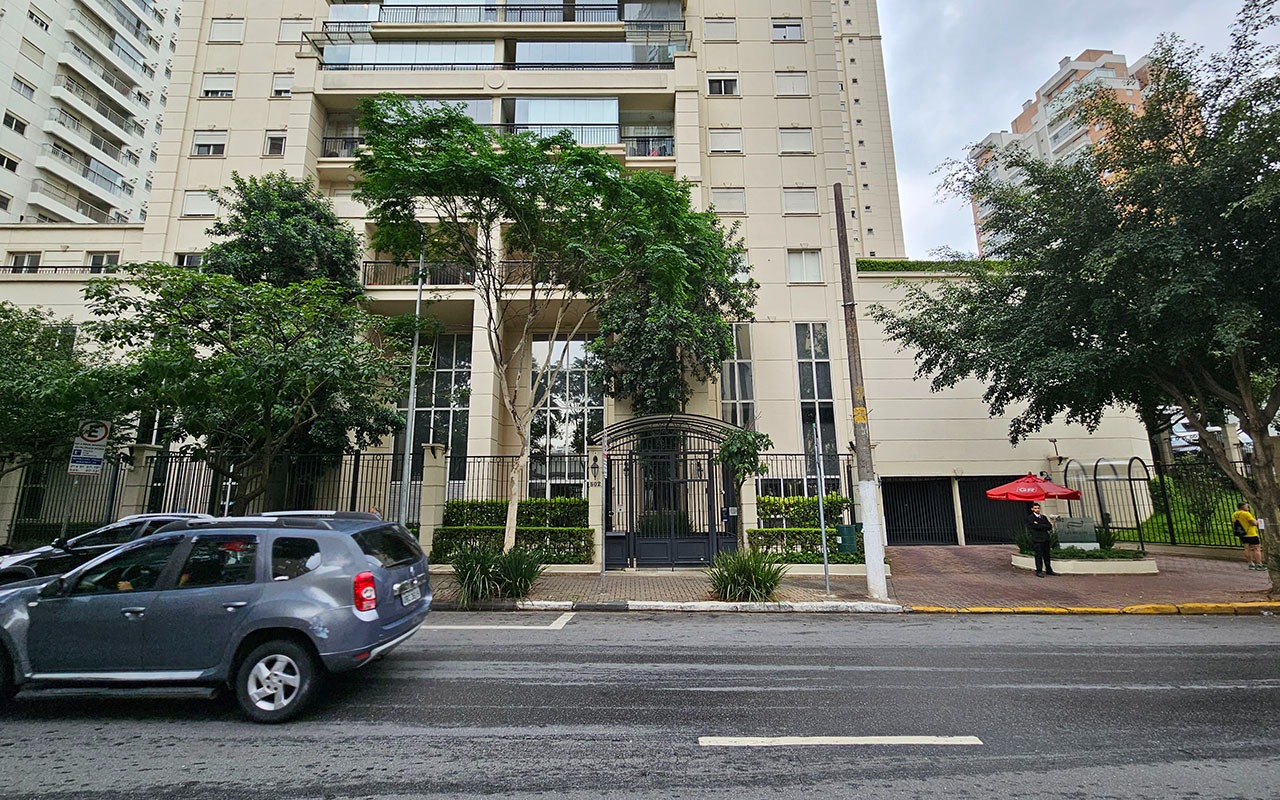 Apartamento para alugar com 4 quartos, 140m² - Foto 68