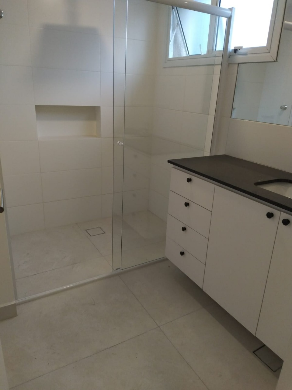 Apartamento para alugar com 3 quartos, 130m² - Foto 15