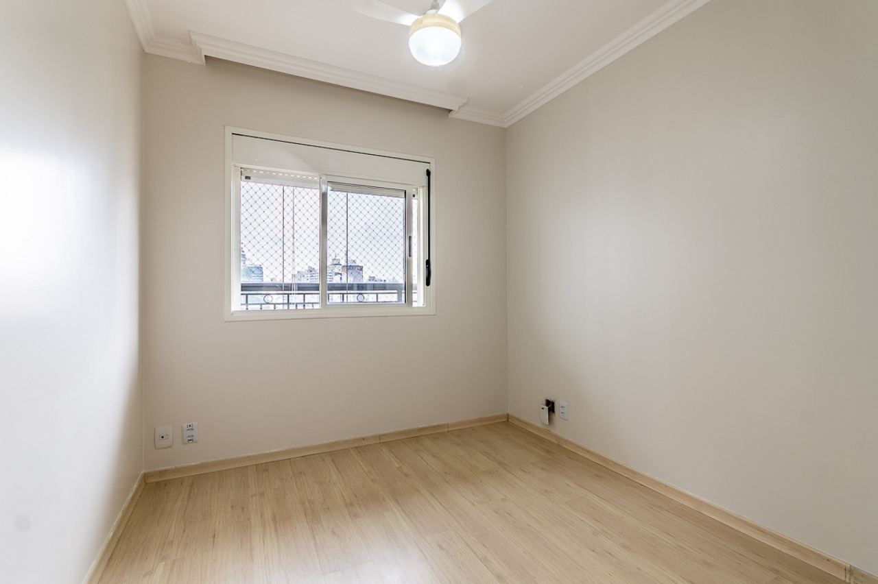 Apartamento para alugar com 4 quartos, 140m² - Foto 20