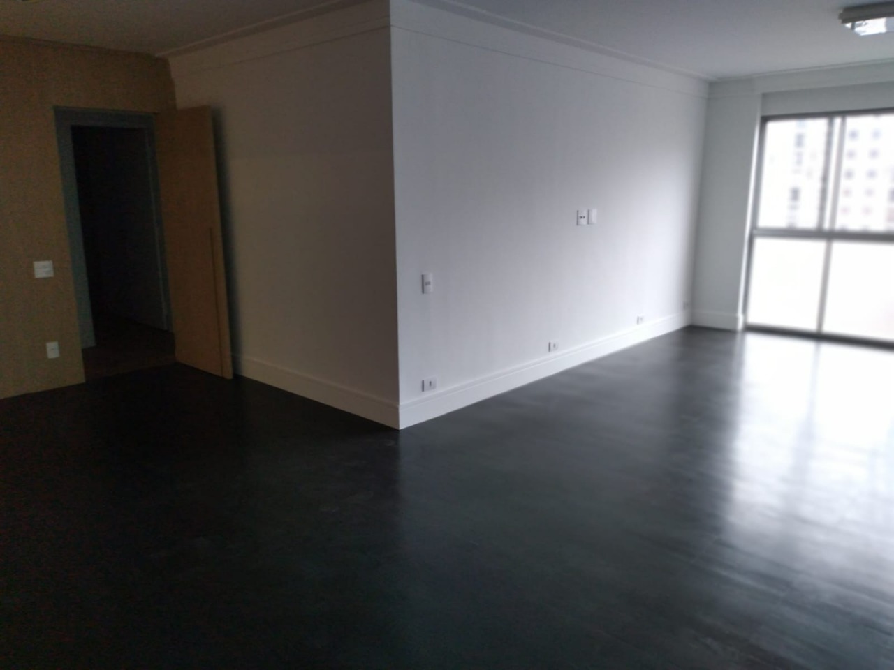 Apartamento para alugar com 3 quartos, 130m² - Foto 3