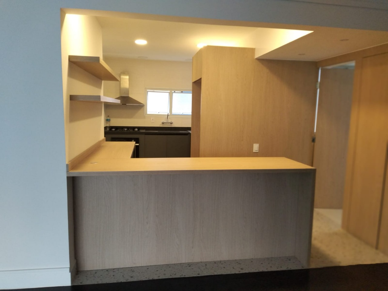 Apartamento para alugar com 3 quartos, 130m² - Foto 7