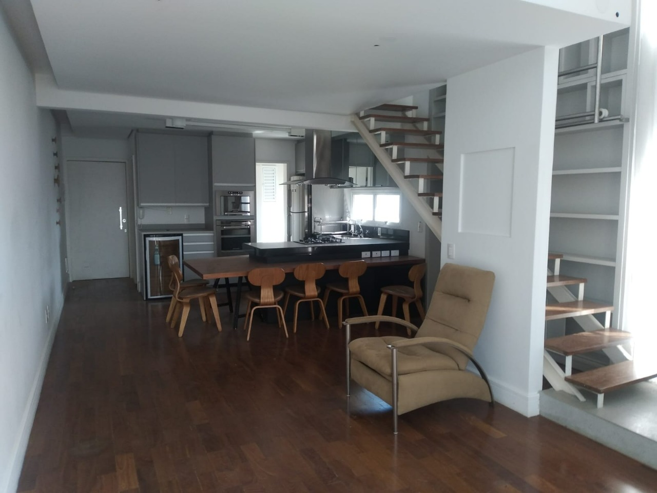 Apartamento para alugar com 1 quarto, 100m² - Foto 5