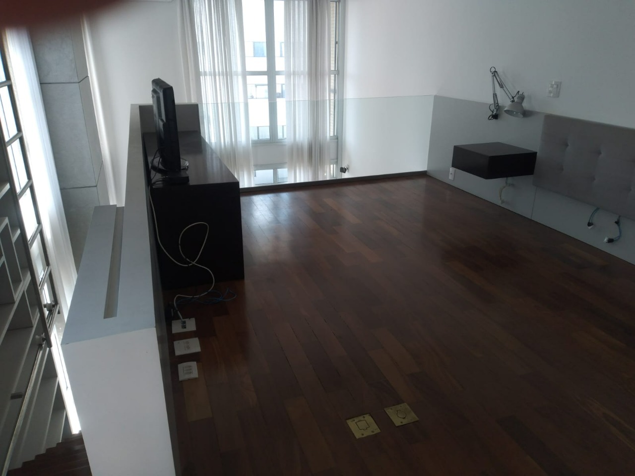 Apartamento para alugar com 1 quarto, 100m² - Foto 9