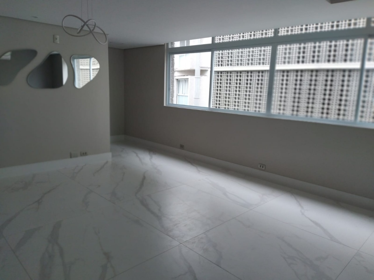 Apartamento para alugar com 3 quartos, 138m² - Foto 3