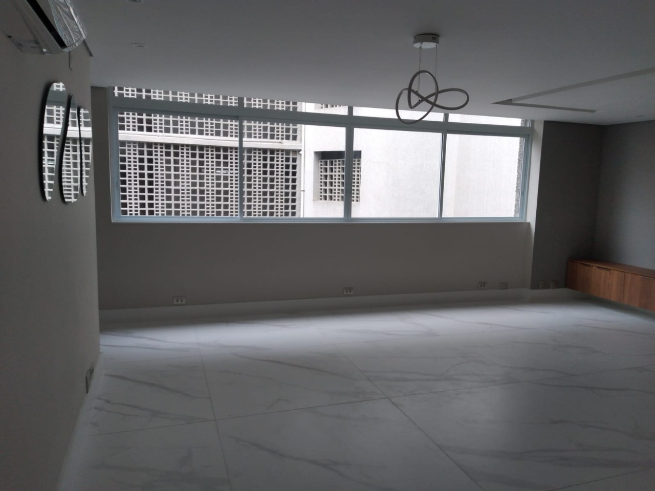 Apartamento para alugar com 3 quartos, 138m² - Foto 4