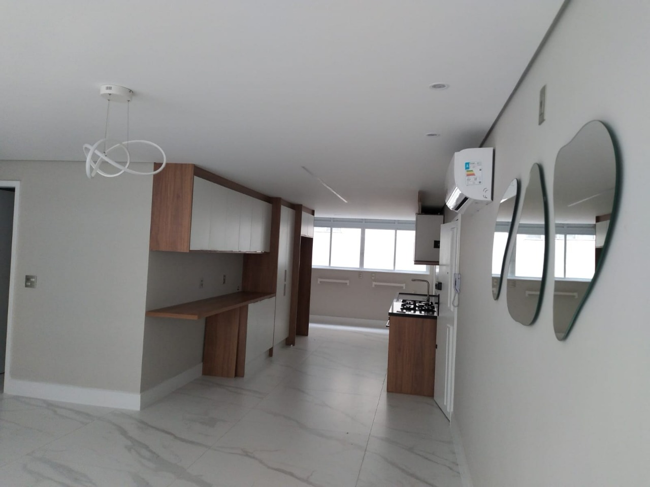 Apartamento para alugar com 3 quartos, 138m² - Foto 8