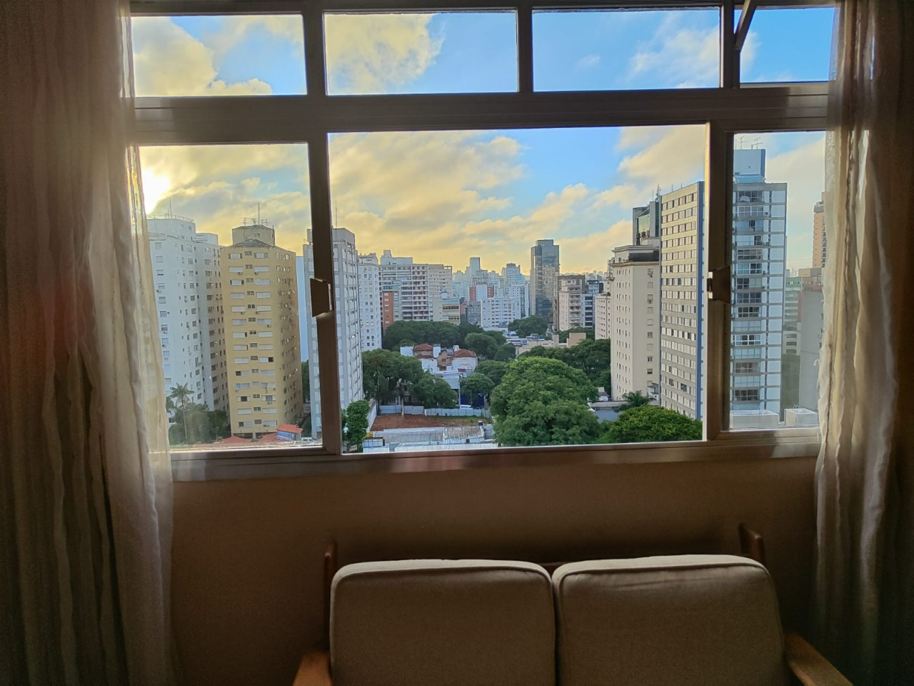 Apartamento para alugar com 2 quartos, 90m² - Foto 10