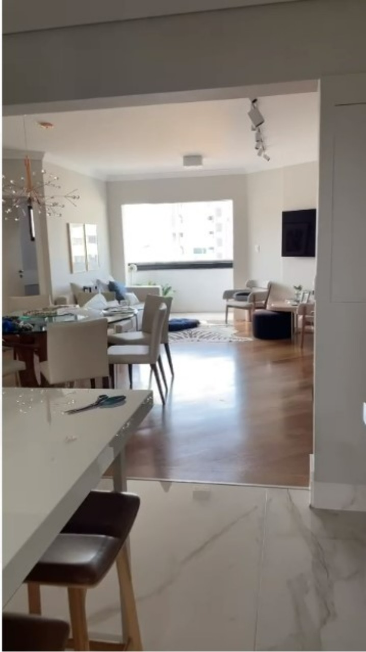 Apartamento à venda com 3 quartos, 133m² - Foto 10