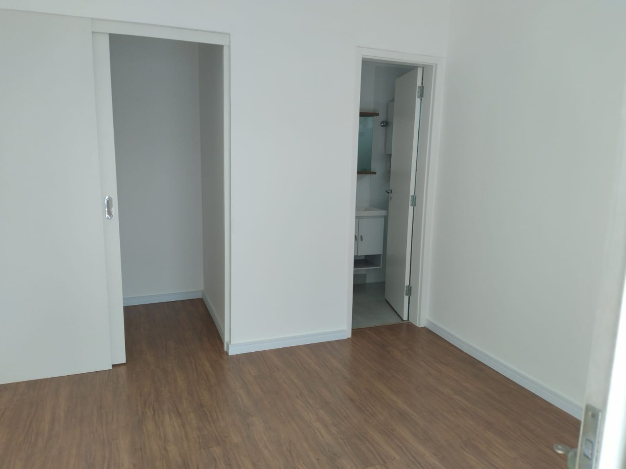 Apartamento para alugar com 2 quartos, 90m² - Foto 28