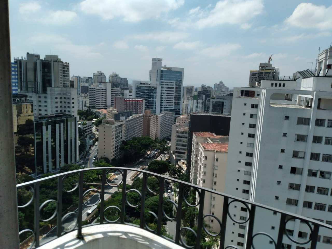 Apartamento para alugar com 2 quartos, 90m² - Foto 23