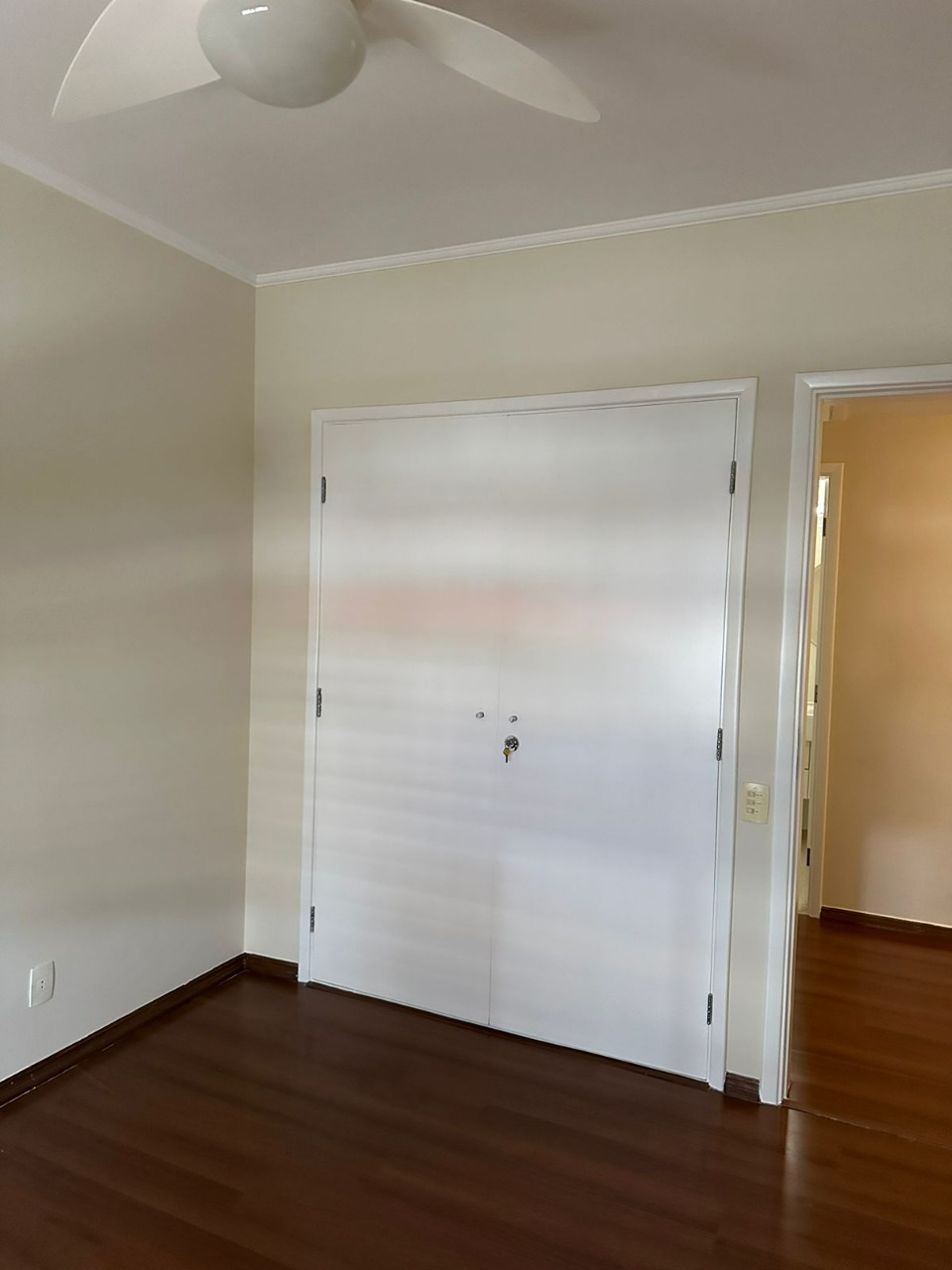 Apartamento para alugar com 3 quartos, 150m² - Foto 4