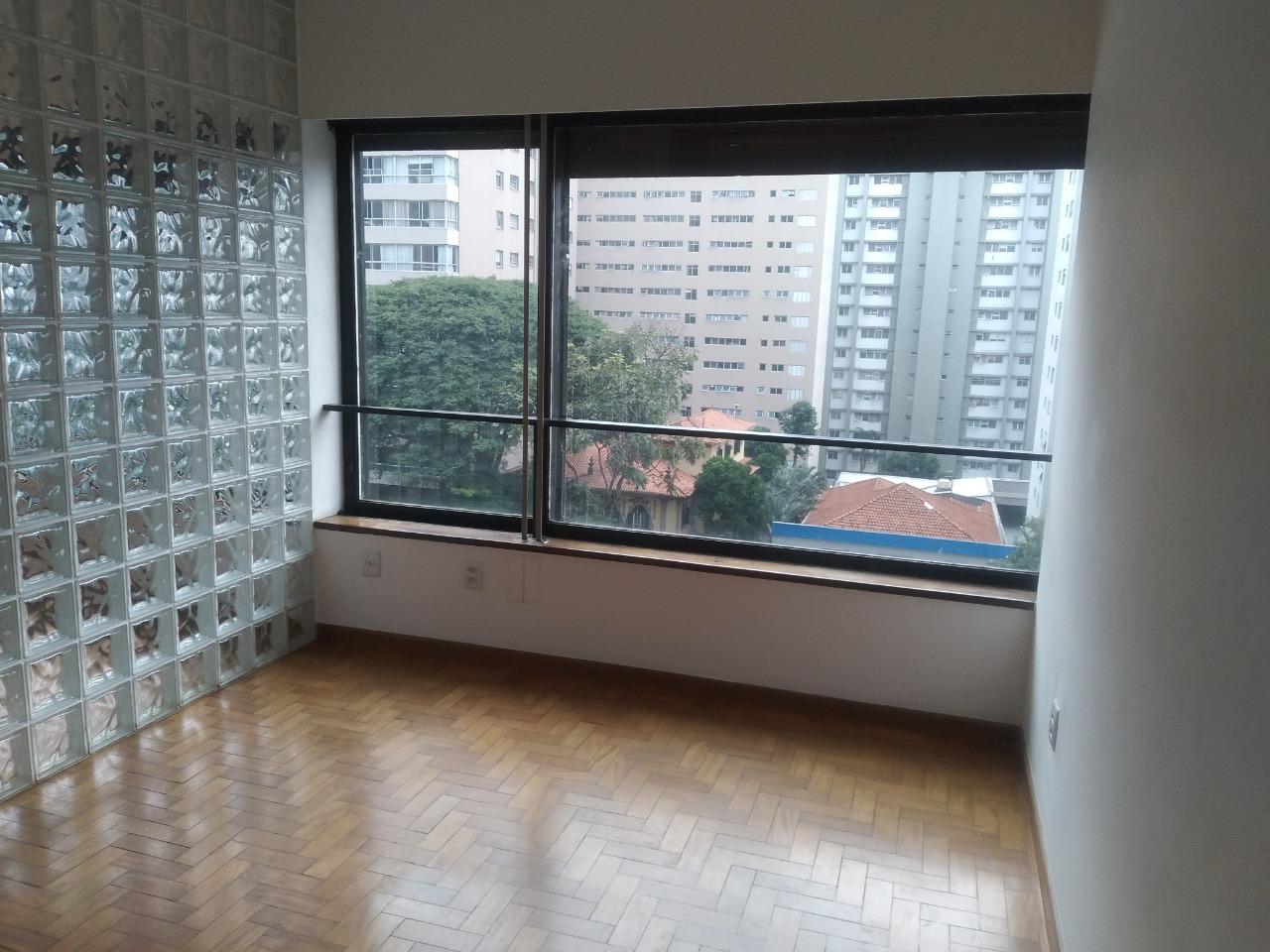 Apartamento para alugar com 1 quarto, 70m² - Foto 52