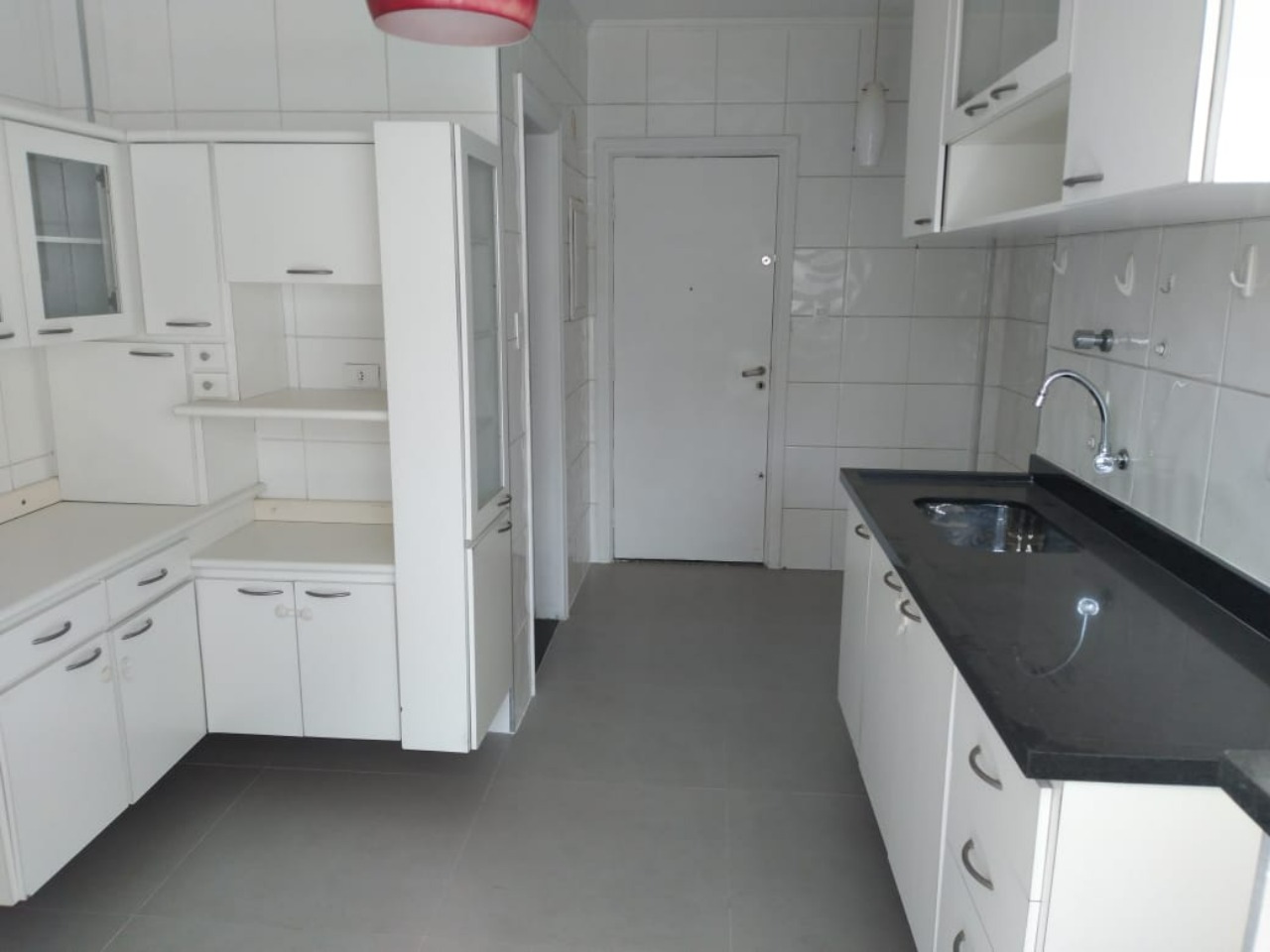 Apartamento para alugar com 3 quartos, 120m² - Foto 18