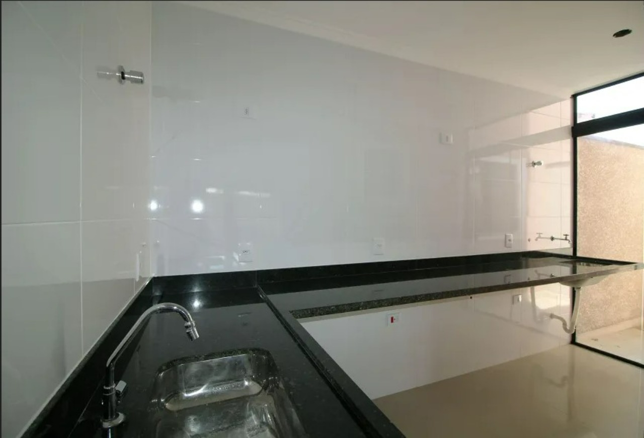 Apartamento à venda com 2 quartos, 42m² - Foto 4