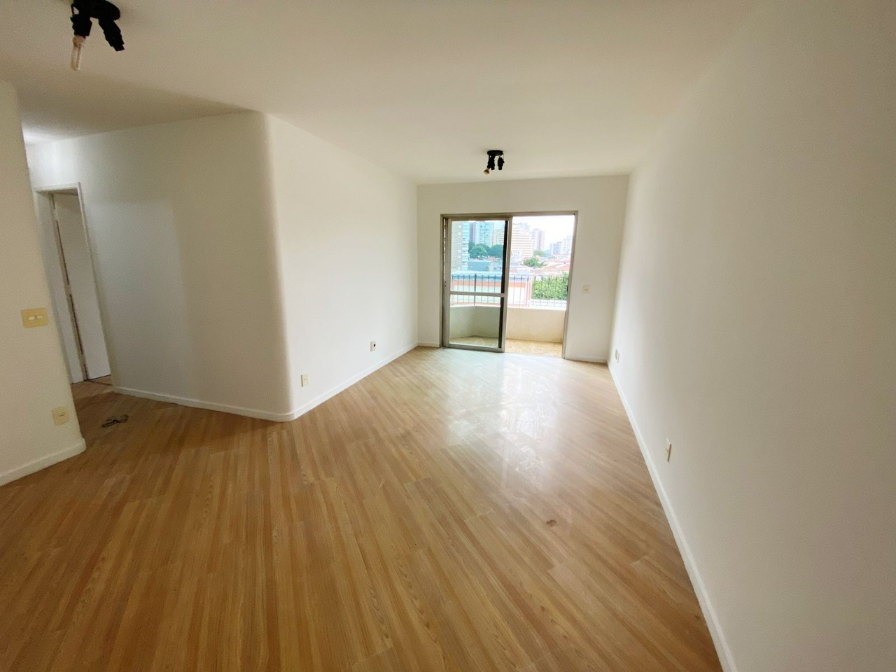 Apartamento para alugar com 3 quartos, 83m² - Foto 1