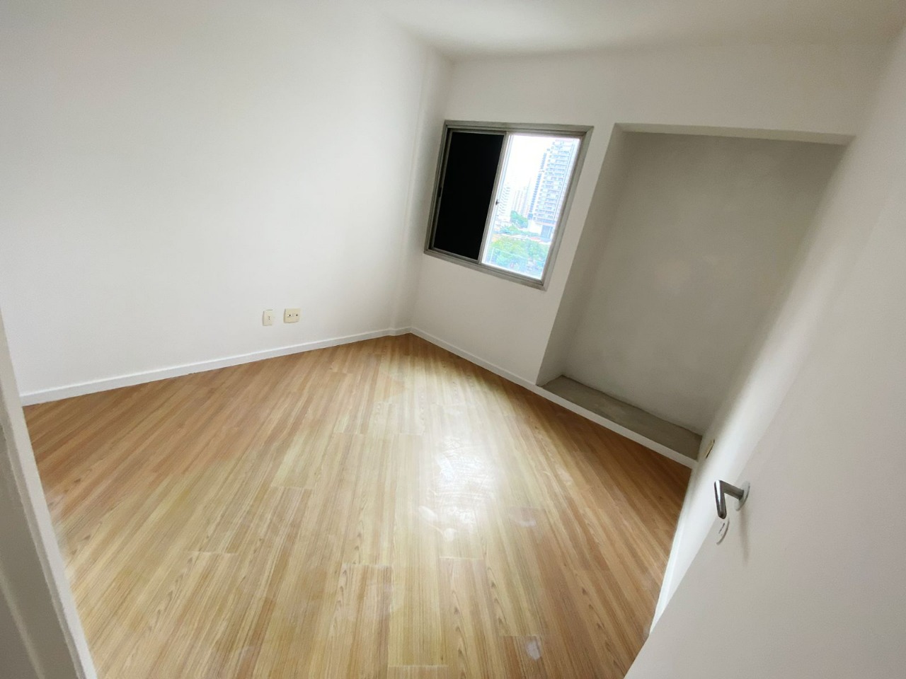 Apartamento para alugar com 3 quartos, 83m² - Foto 6