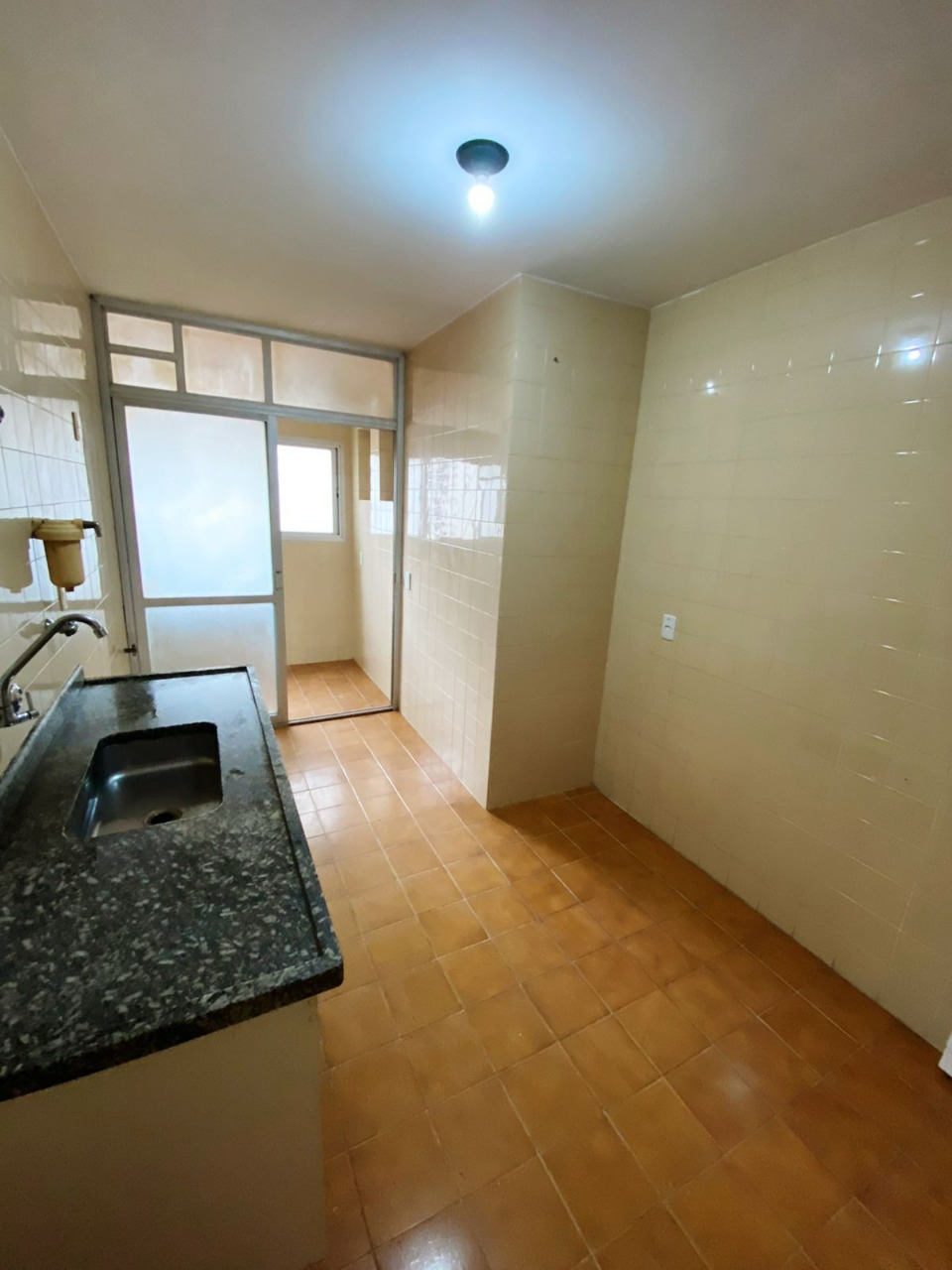 Apartamento para alugar com 3 quartos, 83m² - Foto 14