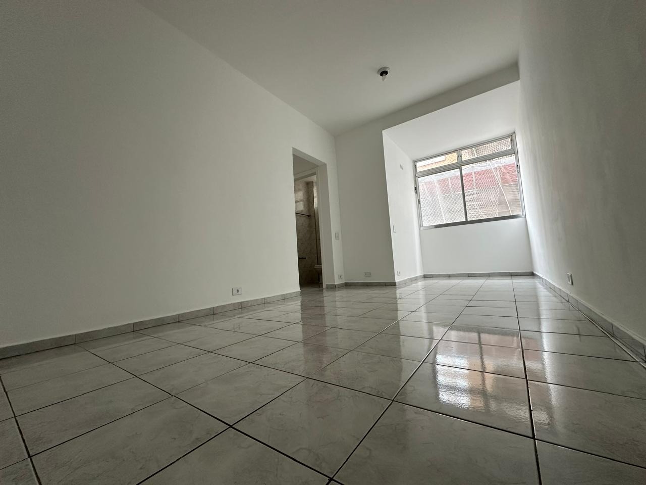 Apartamento à venda com 2 quartos, 74m² - Foto 1