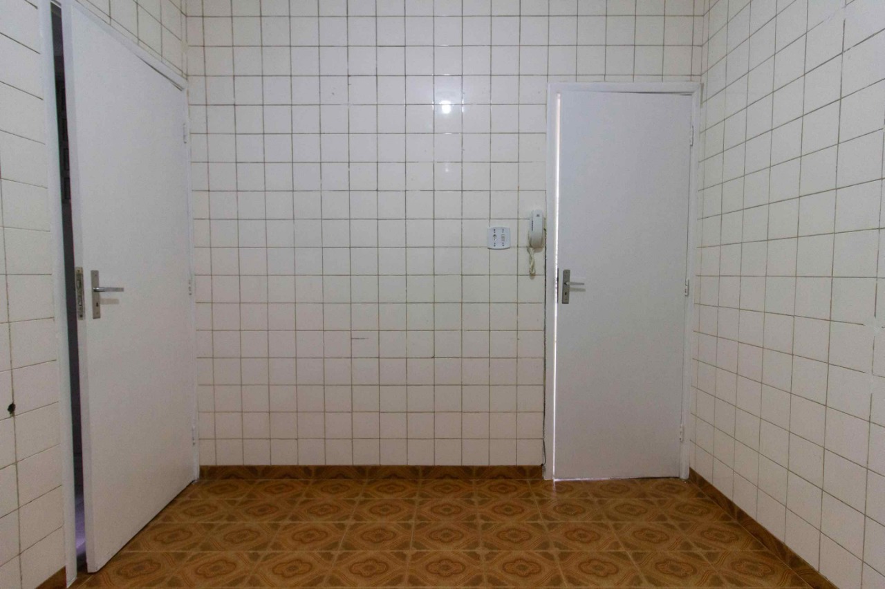 Apartamento para alugar com 3 quartos, 101m² - Foto 16