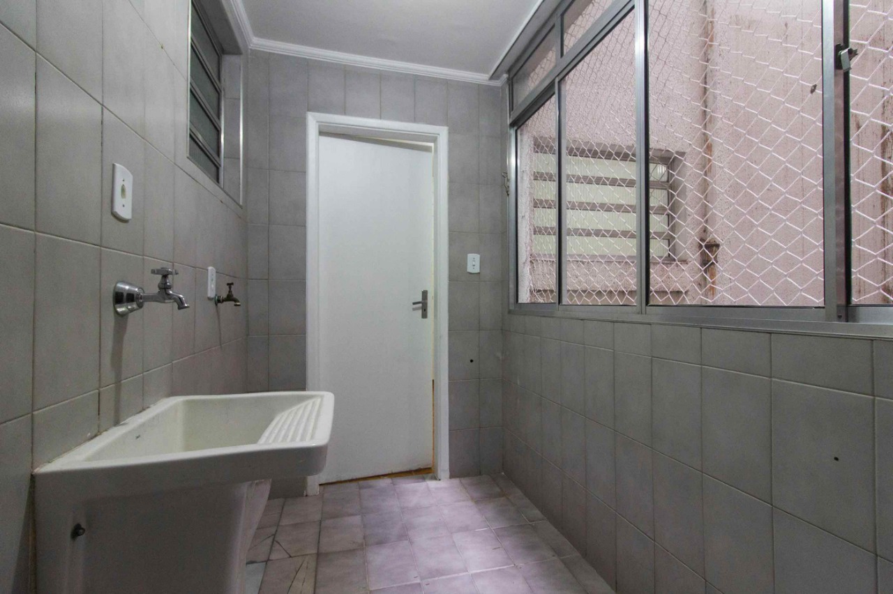 Apartamento para alugar com 3 quartos, 101m² - Foto 19