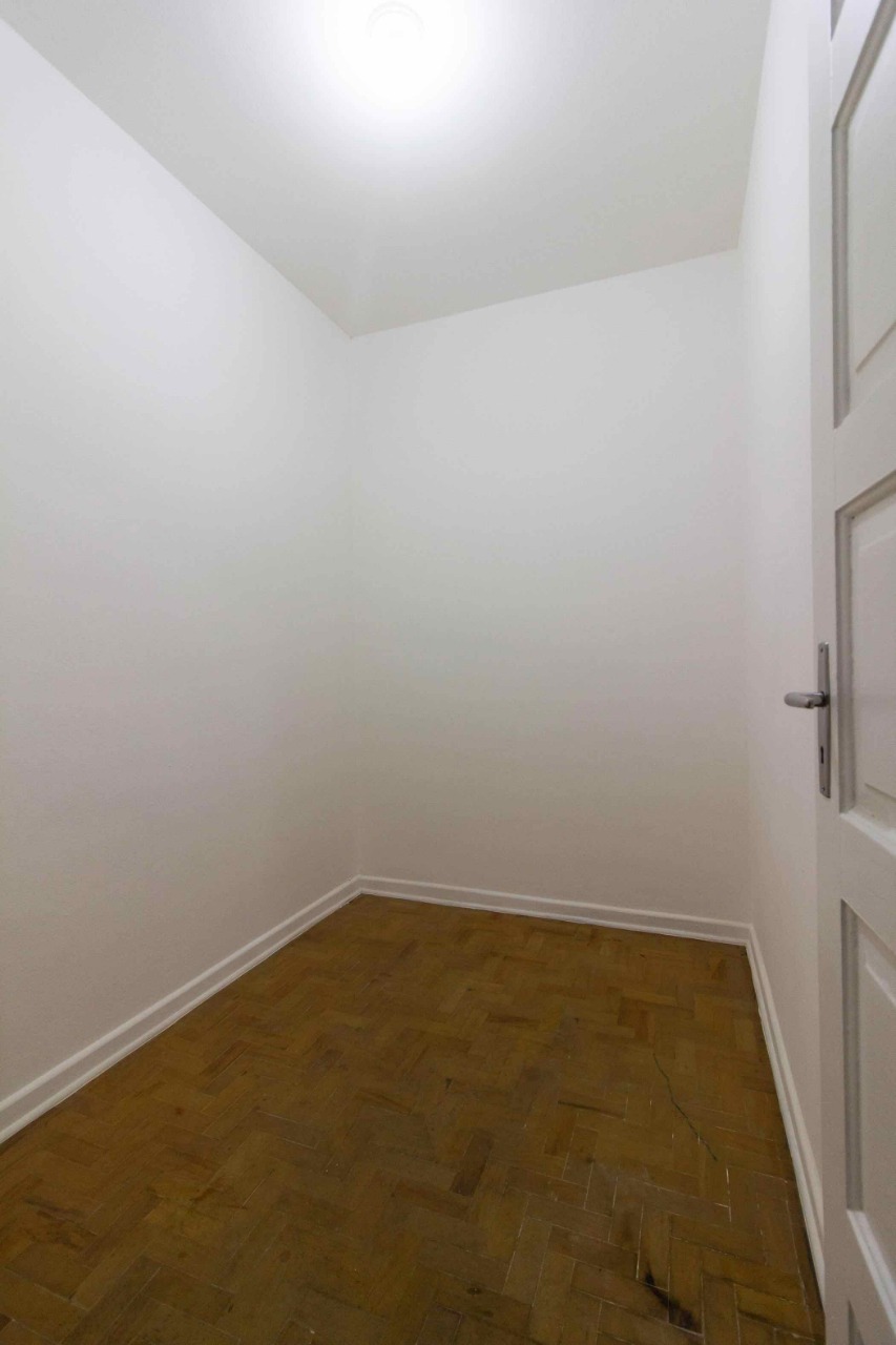 Apartamento para alugar com 3 quartos, 101m² - Foto 10