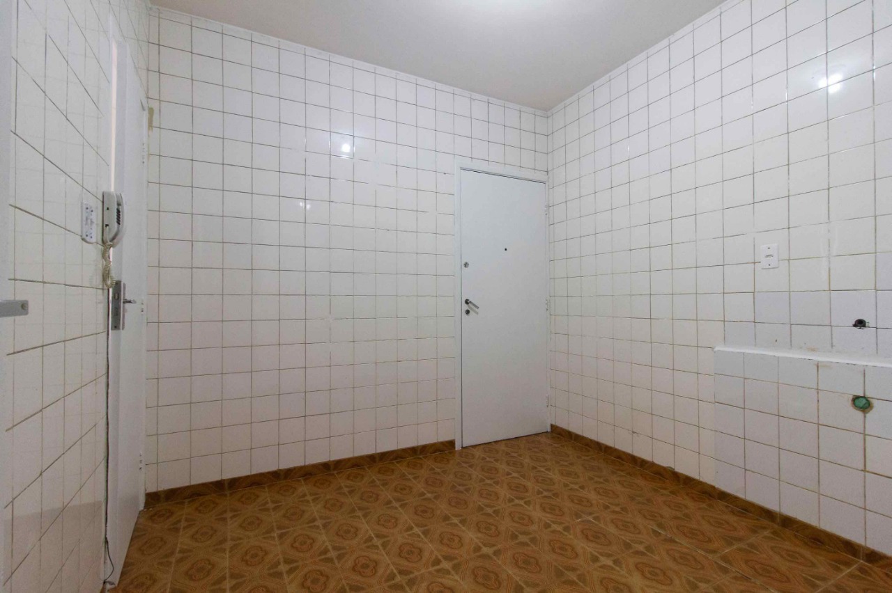 Apartamento para alugar com 3 quartos, 101m² - Foto 15