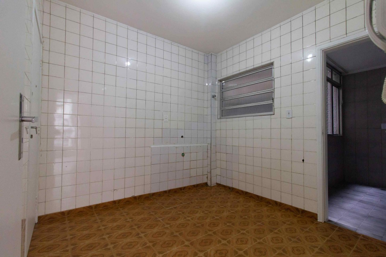 Apartamento para alugar com 3 quartos, 101m² - Foto 17