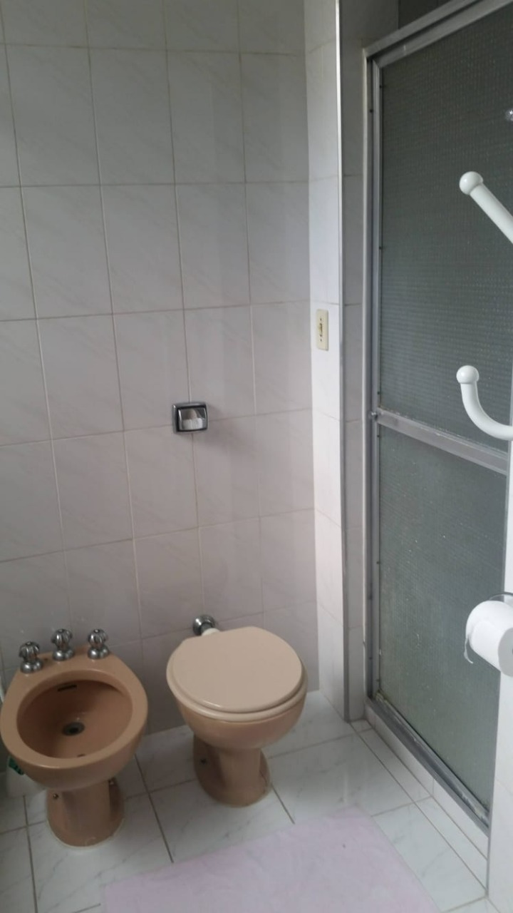 Apartamento para alugar com 3 quartos, 190m² - Foto 18