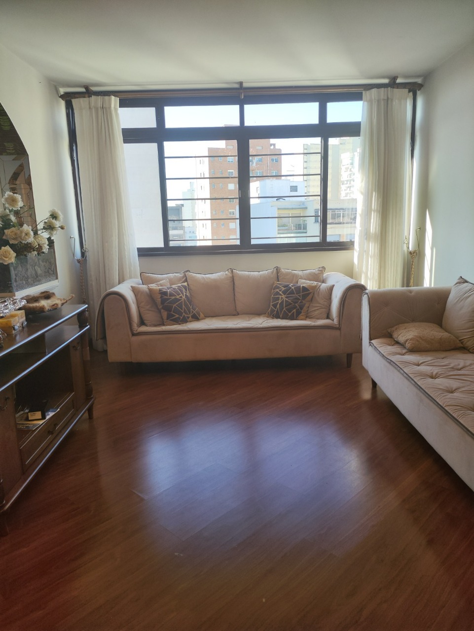 Apartamento para alugar com 2 quartos, 174m² - Foto 11