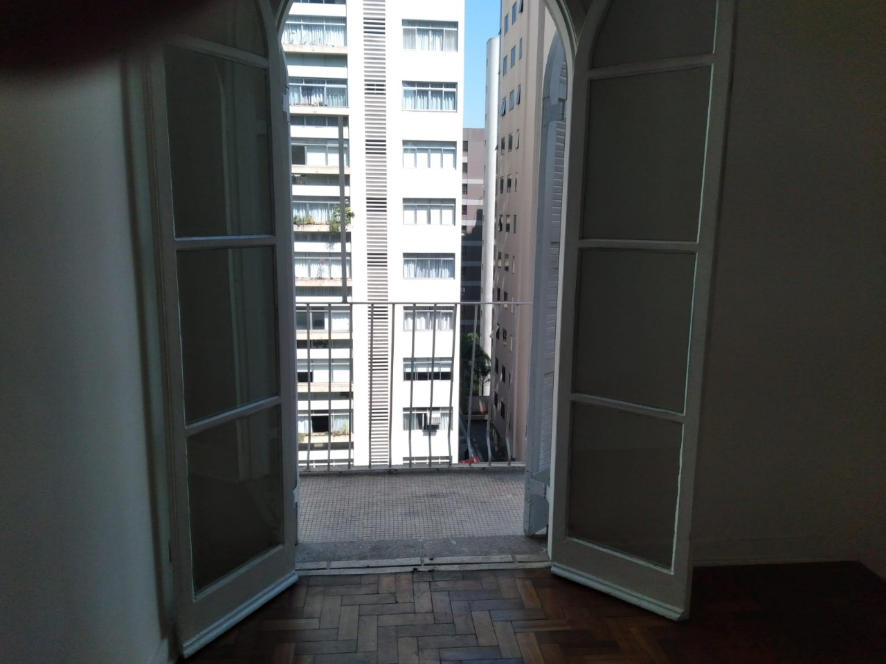 Apartamento para alugar com 2 quartos, 80m² - Foto 17