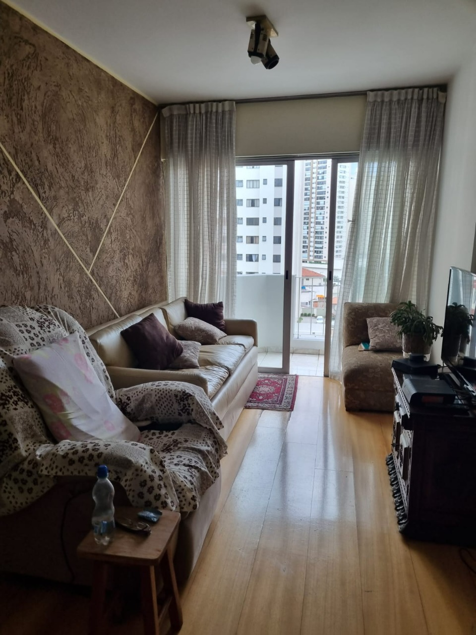 Apartamento à venda com 2 quartos, 61m² - Foto 4