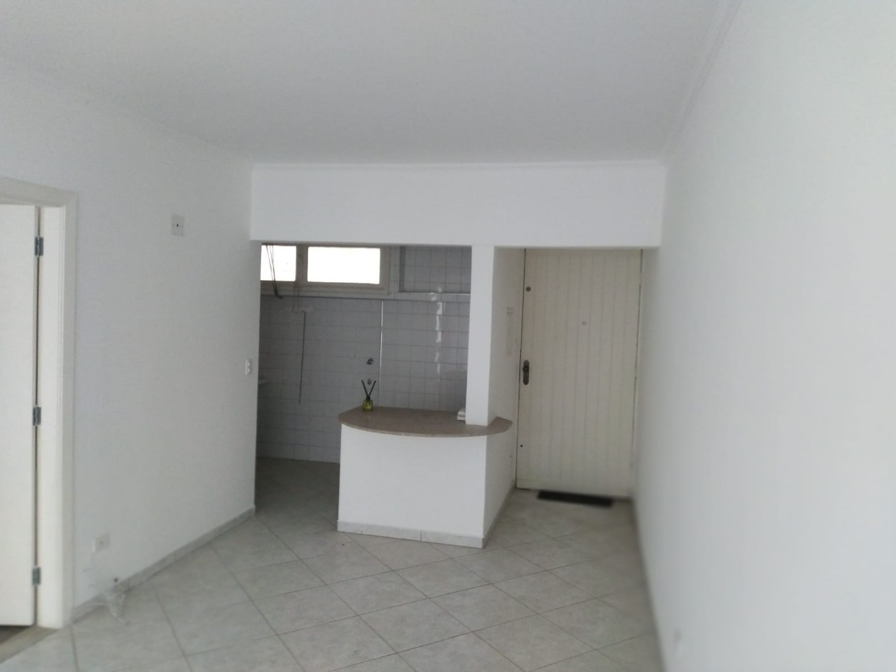 Apartamento à venda com 1 quarto, 50m² - Foto 4