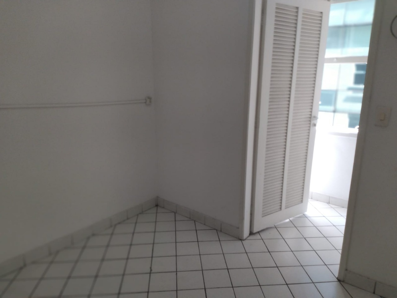 Apartamento para alugar com 2 quartos, 80m² - Foto 28