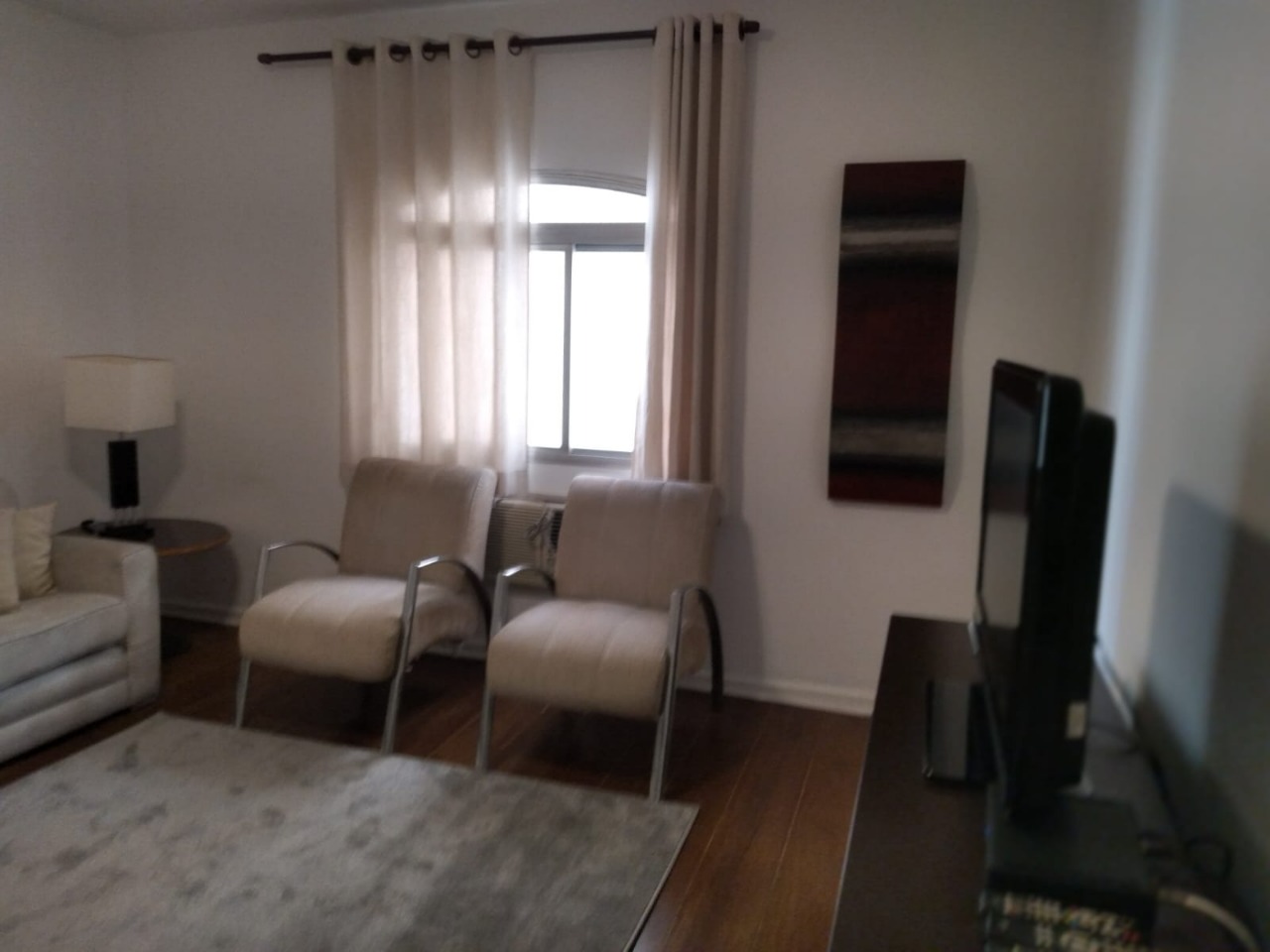 Apartamento para alugar com 2 quartos, 90m² - Foto 2